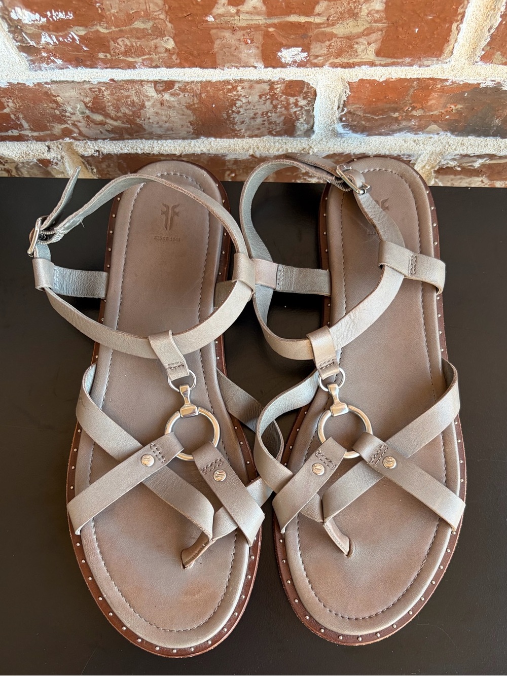Frye Blair Harness Sandals Taupe Leather Size 11